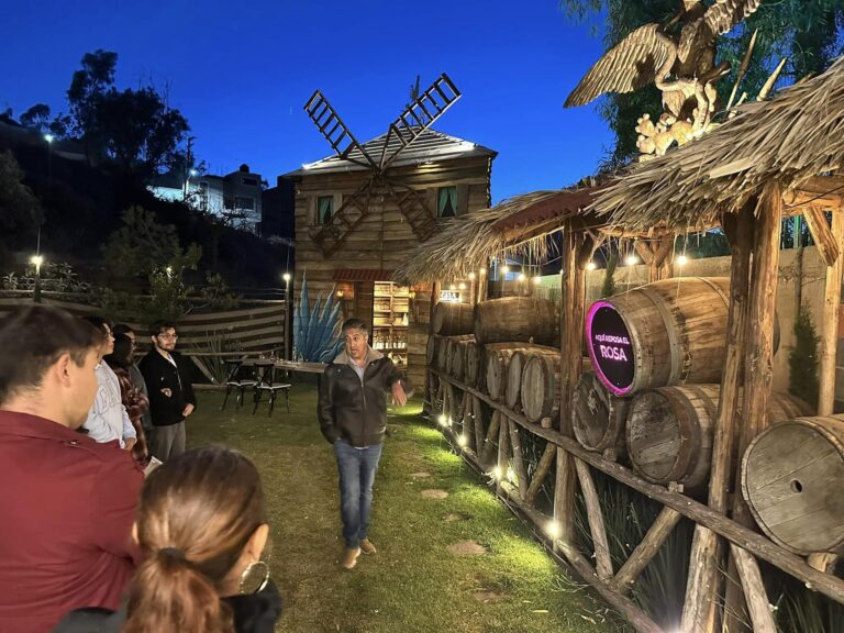 Reconocen a zacatecanos por turismo sostenible
