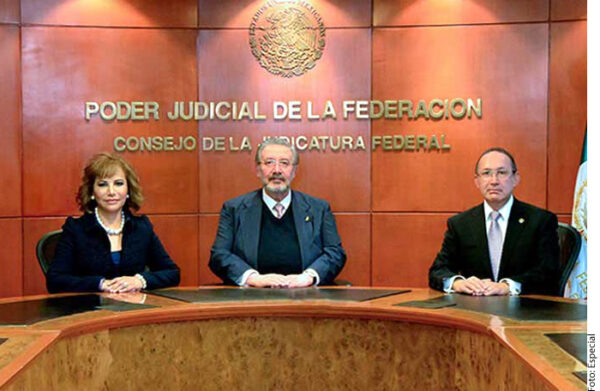 Suspenden a Magistrada por abuso laboral