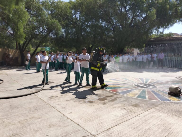Ofrecen capacitaciones de prevención a escuelas