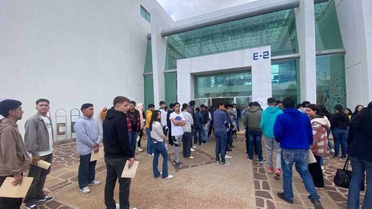 Realiza UAZ segunda fecha de aplicación de Ceneval