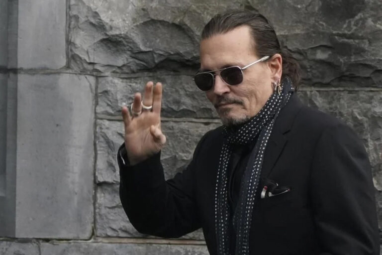 Presta Johnny Depp mansión a Eric Dane para su recuperación