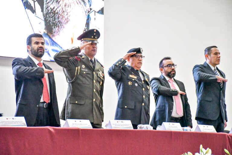 Profesionalizan a cuerpos policiales