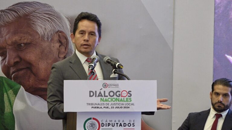 Llama Carlos Villegas a reflexionar sobre carrera judicial