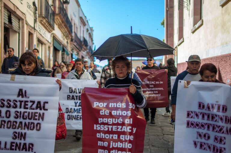 Llaman a defender pensiones