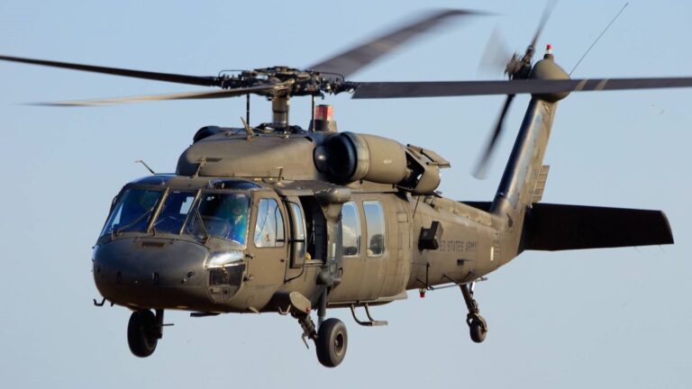 Cuesta Black Hawk $105 millones