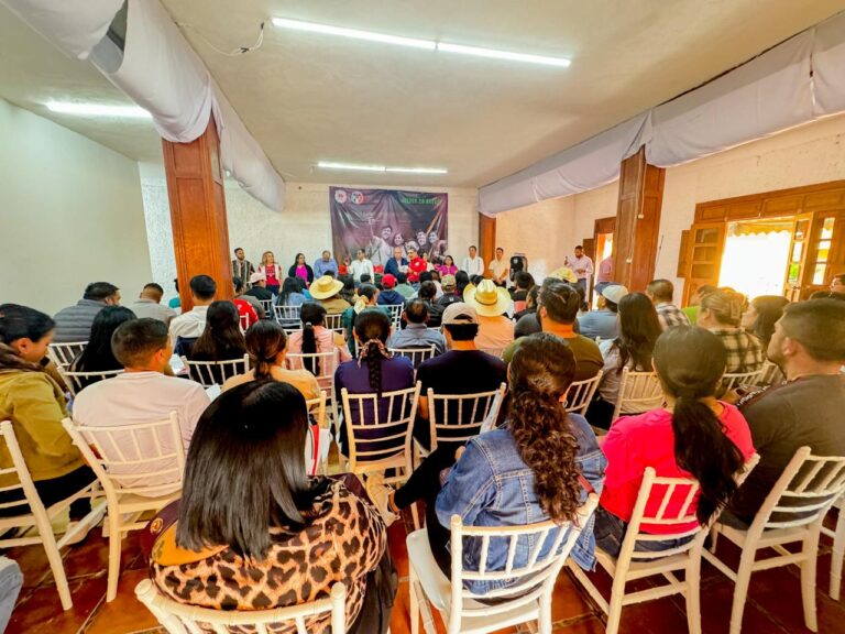 Imparte PRI curso de formación política