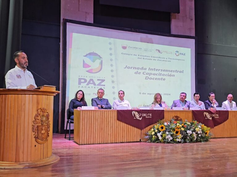 Inicia Cecytez actualización docente para próximo ciclo escolar