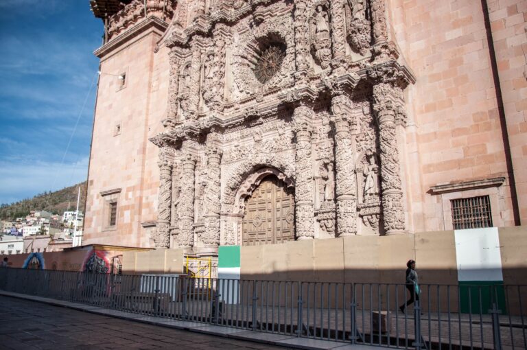Trabajan INAH y obispado en conservación de iglesias