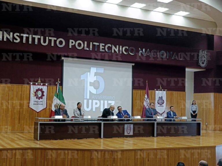 Cumple 15 años la UPIIZ