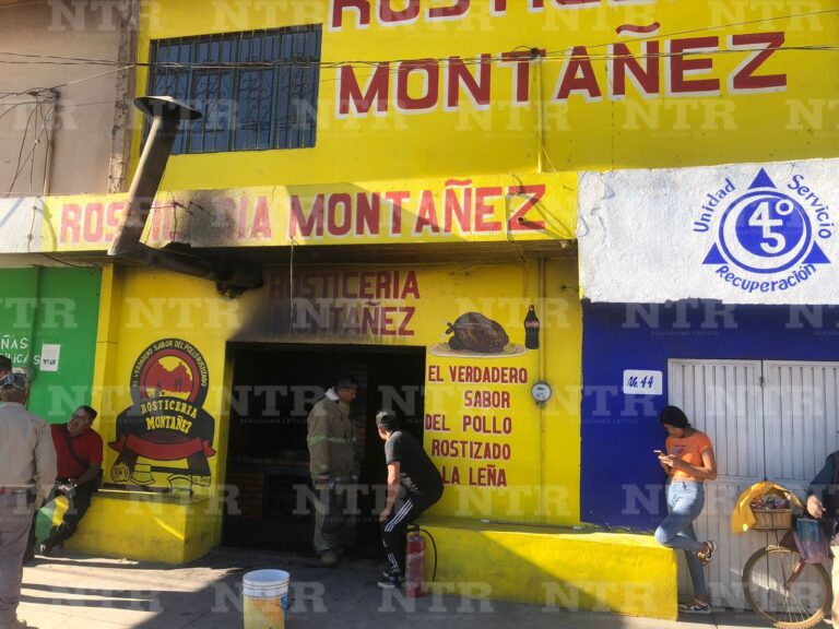 Registran incendio en rosticería de Fresnillo