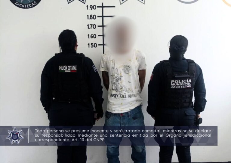 Detienen a hombre por violentar a su madre