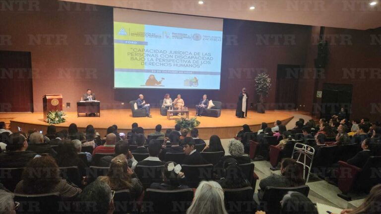 Realiza CDHEZ foro sobre discapacidad