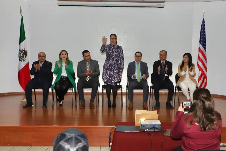 Realizan Primer Encuentro Estatal de Docentes Binacionales