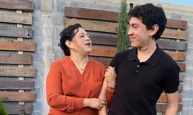 Regresa César Pacheco a México