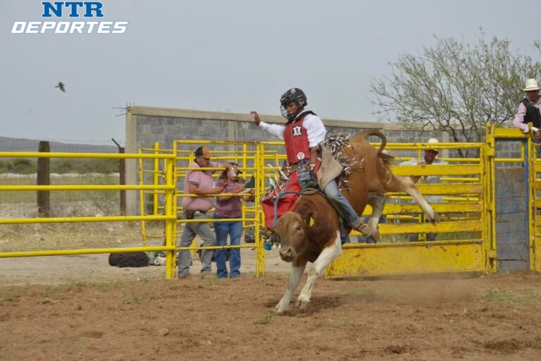 Guillermo Venegas se Corona Campeón Nacional en Jineteo