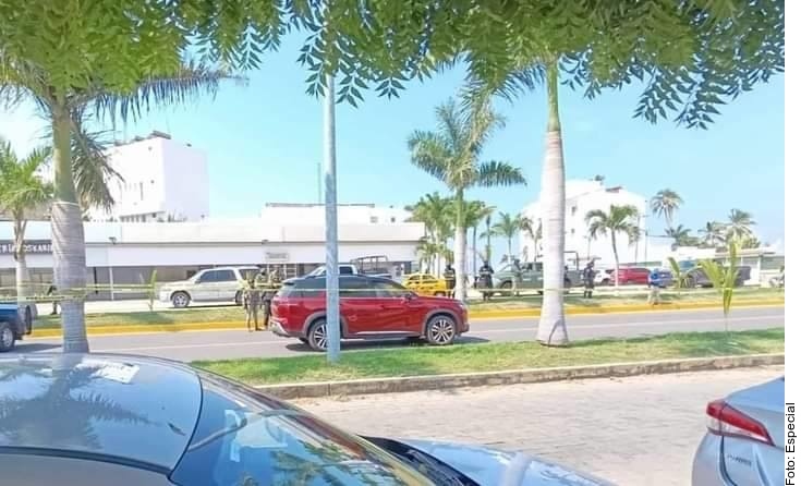 Matan a jefe marino; fue mando de aduana