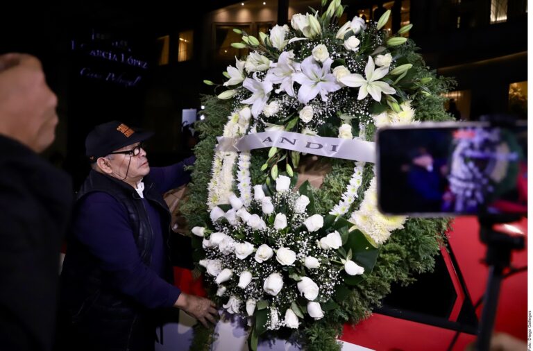 Preparan homenaje en Bellas Artes y retrospectiva de Pinal
