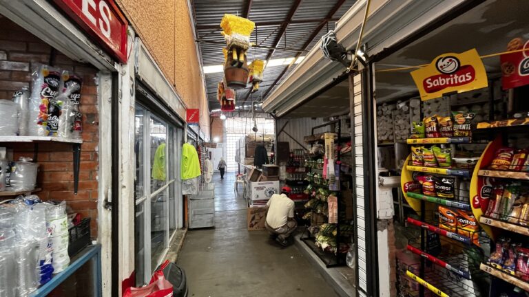 Reportan bajas ventas en Mercado Oriente