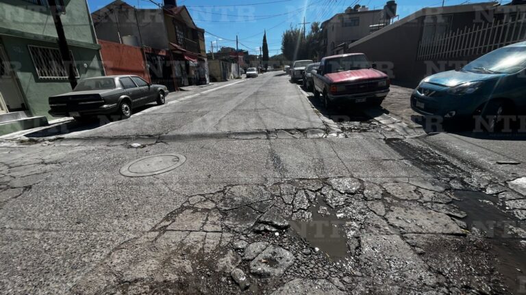 Ruegan por reparación de drenaje y calles en Fresnillo