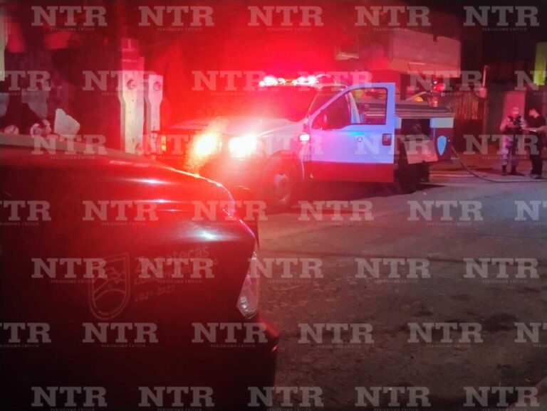 Se incendia casa abandonada en calle Villas del Vergel