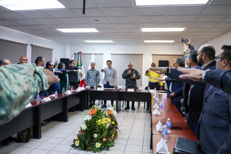 Rinden protesta nuevos integrantes del Consejo Estatal de Protección Civil