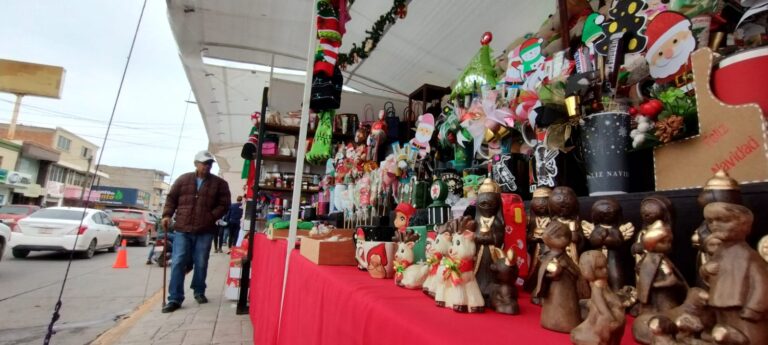 Apatía de jóvenes provoca carencia de figuras navideñas