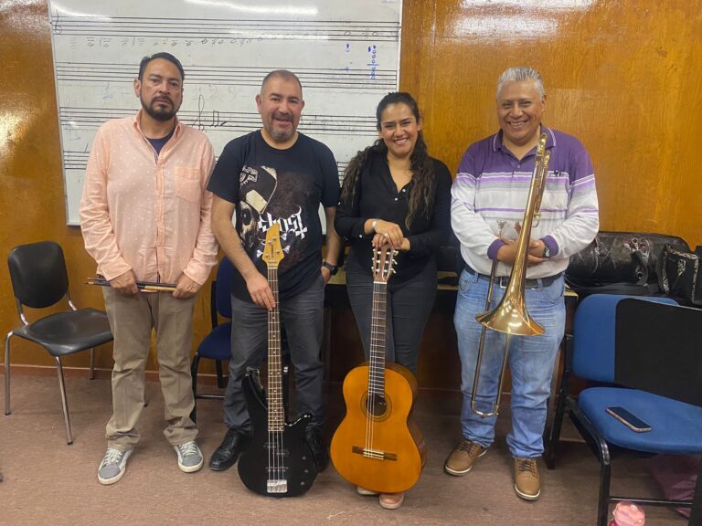 Disfruta el recital del Taller de Música Popular