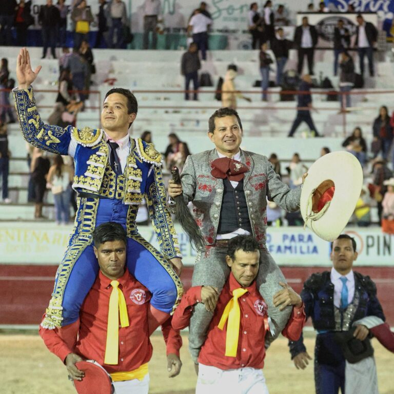 Gran triunfo en la primera de la Feria de Jalpa
