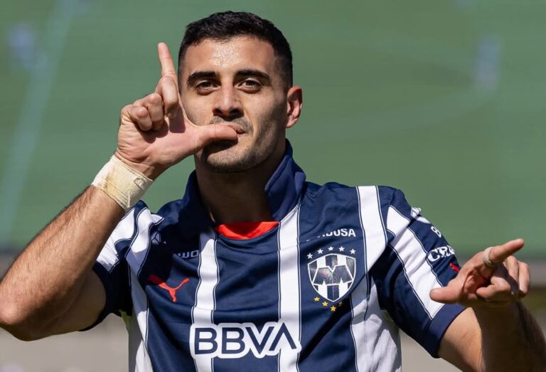 Monterrey deja fuera a Pumas