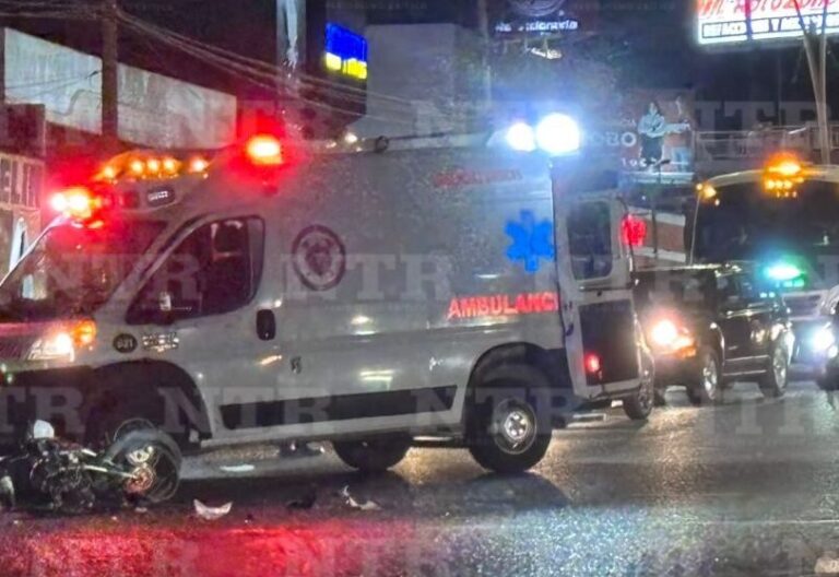 Conductor ebrio se vuelca en el Paseo del Mineral