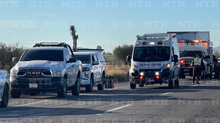 Muere conductor de vehículo de carga sobre carretera federal 49