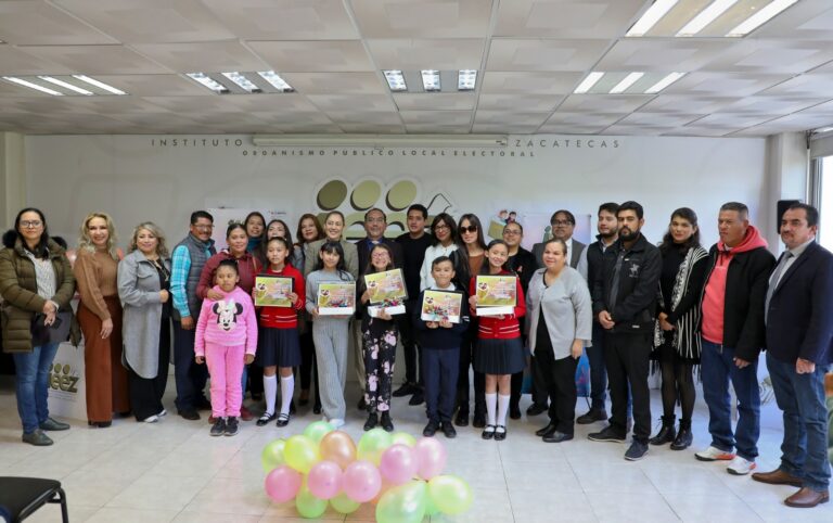 Premia IEEZ a ganadores de Certamen de Cuento