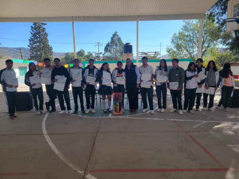 Reconoce CDHEZ a Jóvenes Promotores de Derechos Humanos