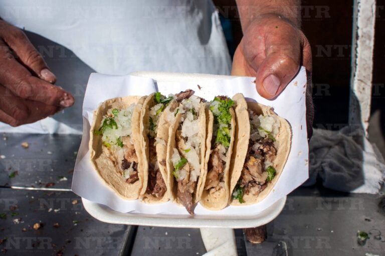 Tacos Don Chuy, los expertos en la cabeza al vapor