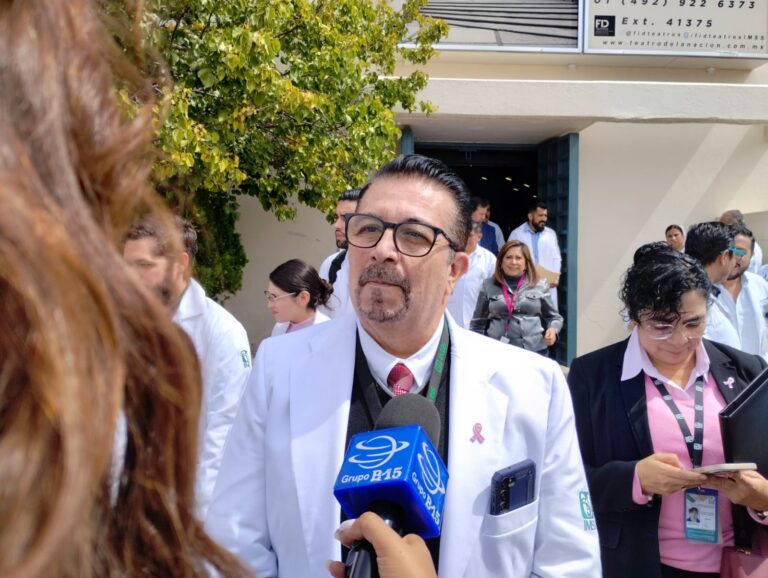 Se reúne personal suplente con delegado del IMSS