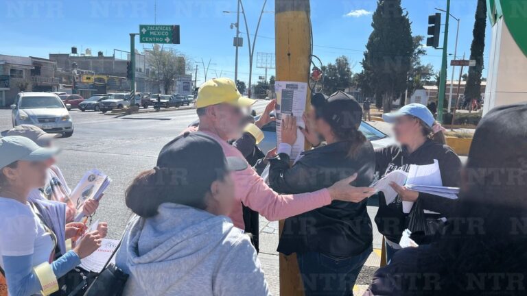 Salen a la calle por sus seres queridos