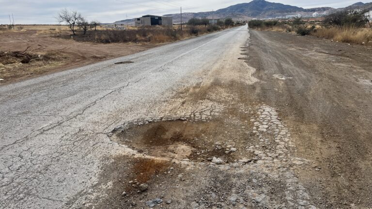 En ruinas, camino Valdecañas-Saucito