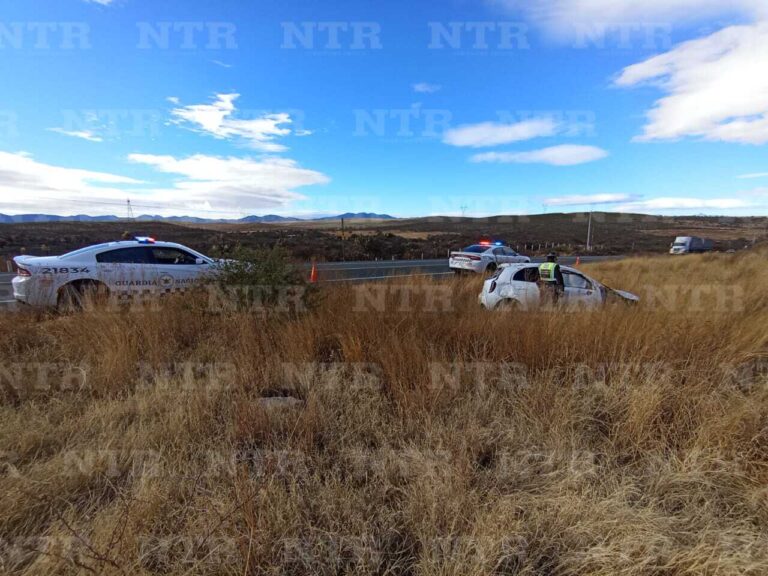 Encuentran coche accidentado en Sain Alto