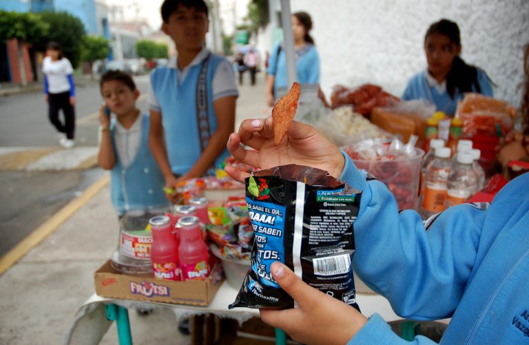 Sin reportes de comida chatarra en escuelas