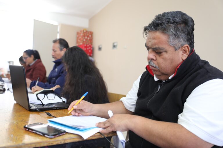 Toman personal educativo talleres intensivos previo al regreso a clases