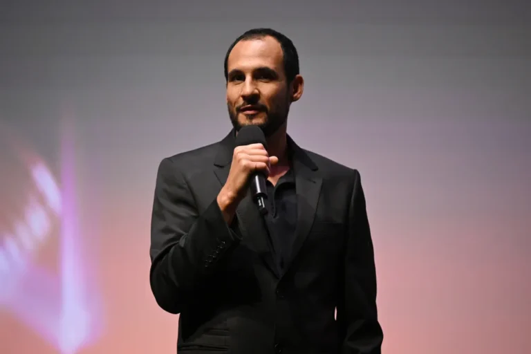 Acusan a director de ‘El Aprendiz’ de ‘manosear’ a actor