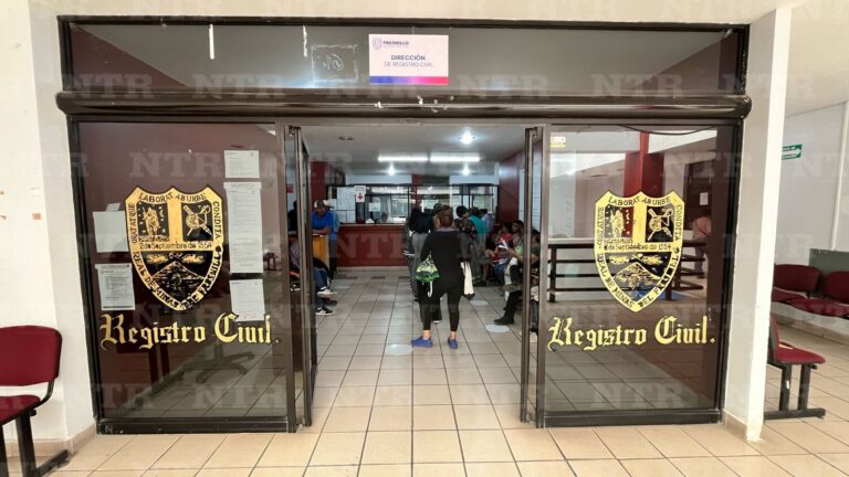 Impacta toma magisterial en el Registro Civil