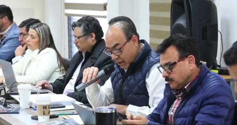 Logra SPAUAZ comisión en negociaciones con el ISSSTE