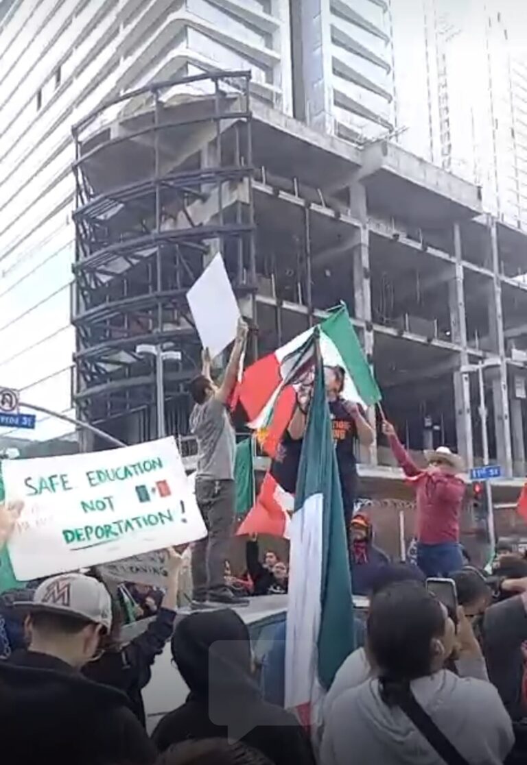 Detenidos en protestas contra redadas migratorias en L.A.
