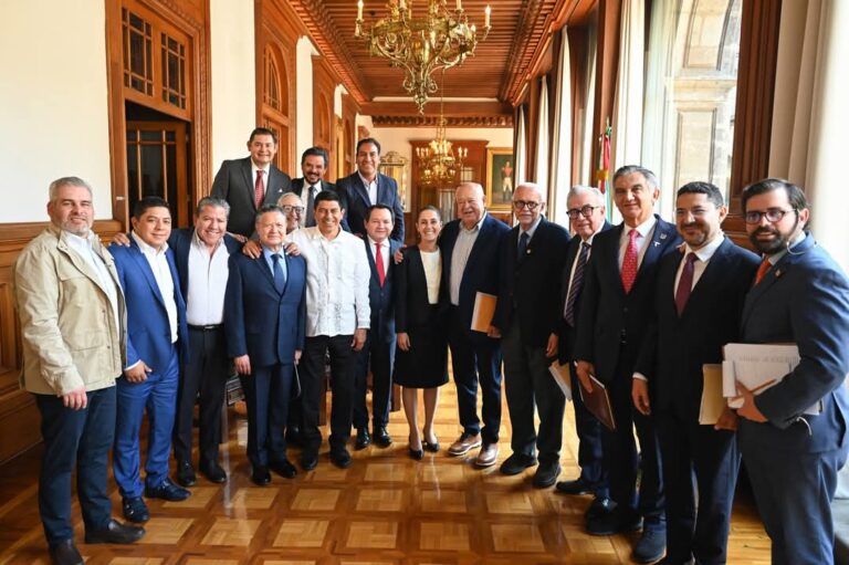 Se reúnen gobernadores con Claudia Sheinbaum; el tema fue IMSS Bienestar