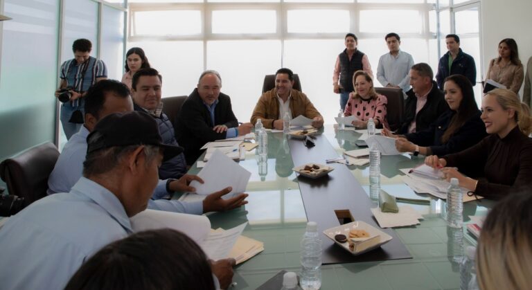 Acuerdan antorchistas obras para el municipio