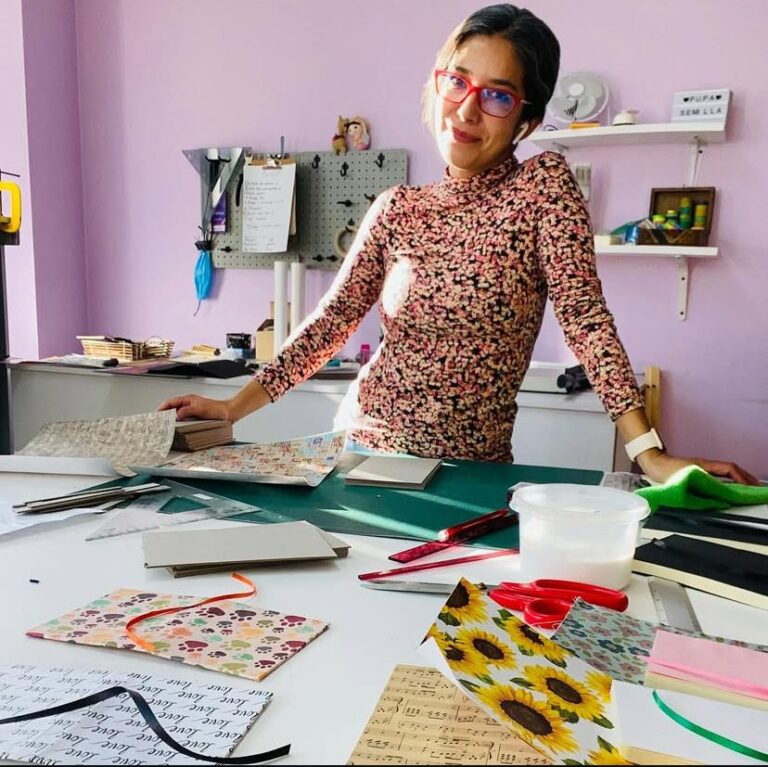 Diseñan libretas creativas en el Taller Semilla