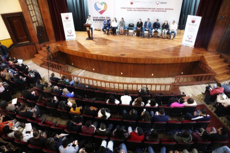 Inauguran foro estatal para docentes