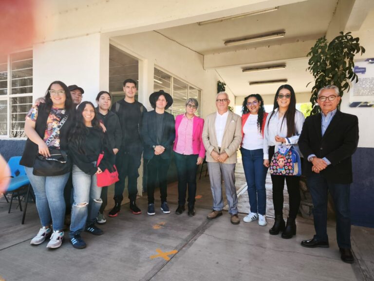 Llega La calle es nuestra a prepa VI
