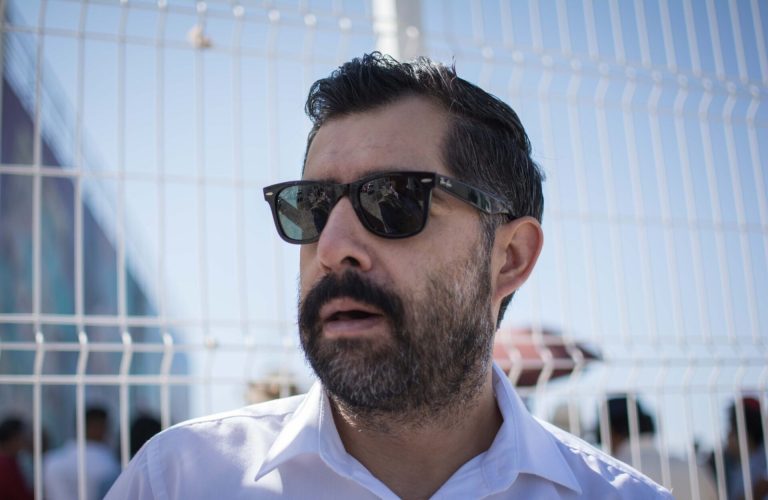 Sin justificación, negar medicamentos por falta de receta: abogado